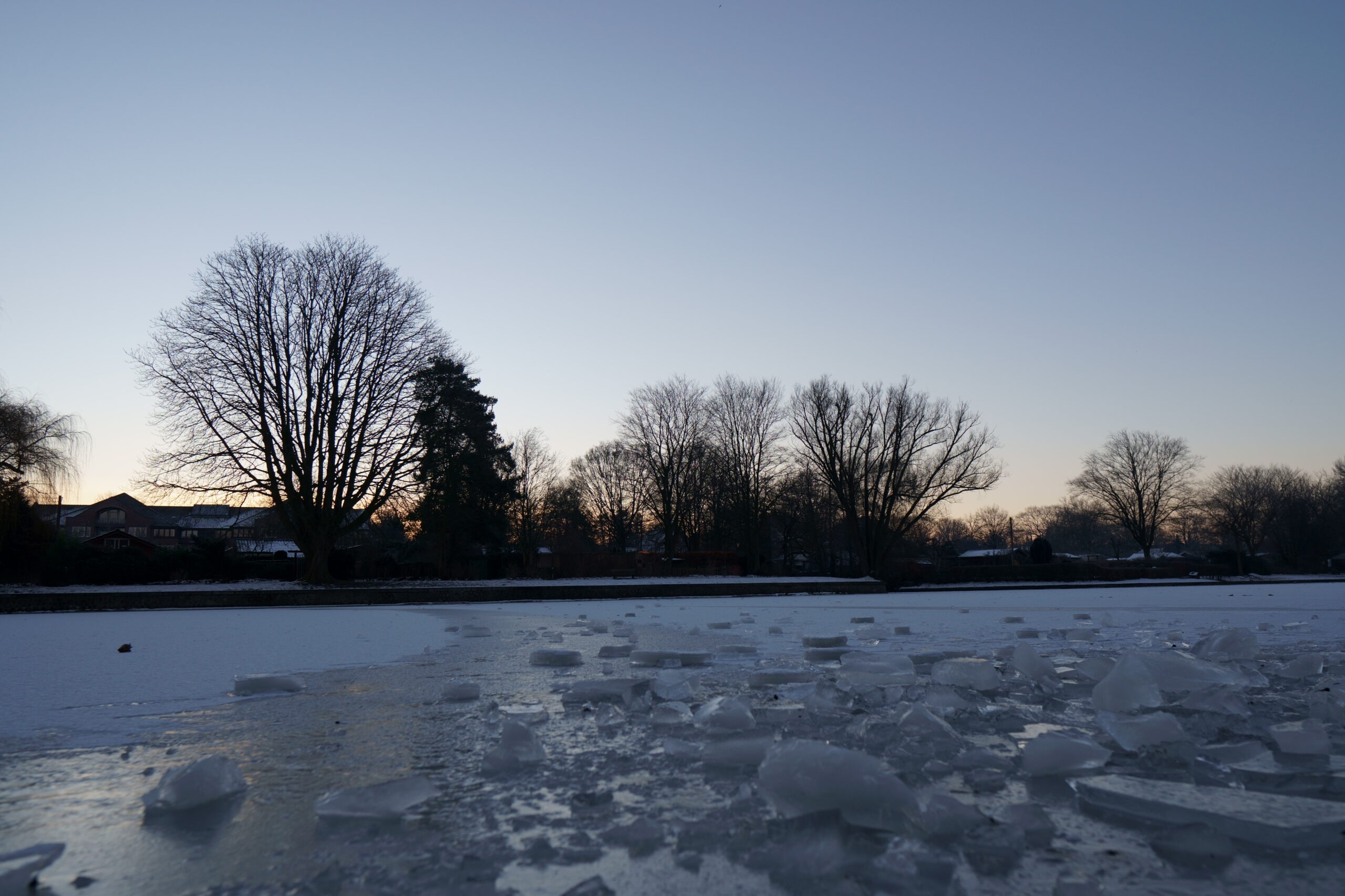 Winterliche Alster – Blaue Stunde